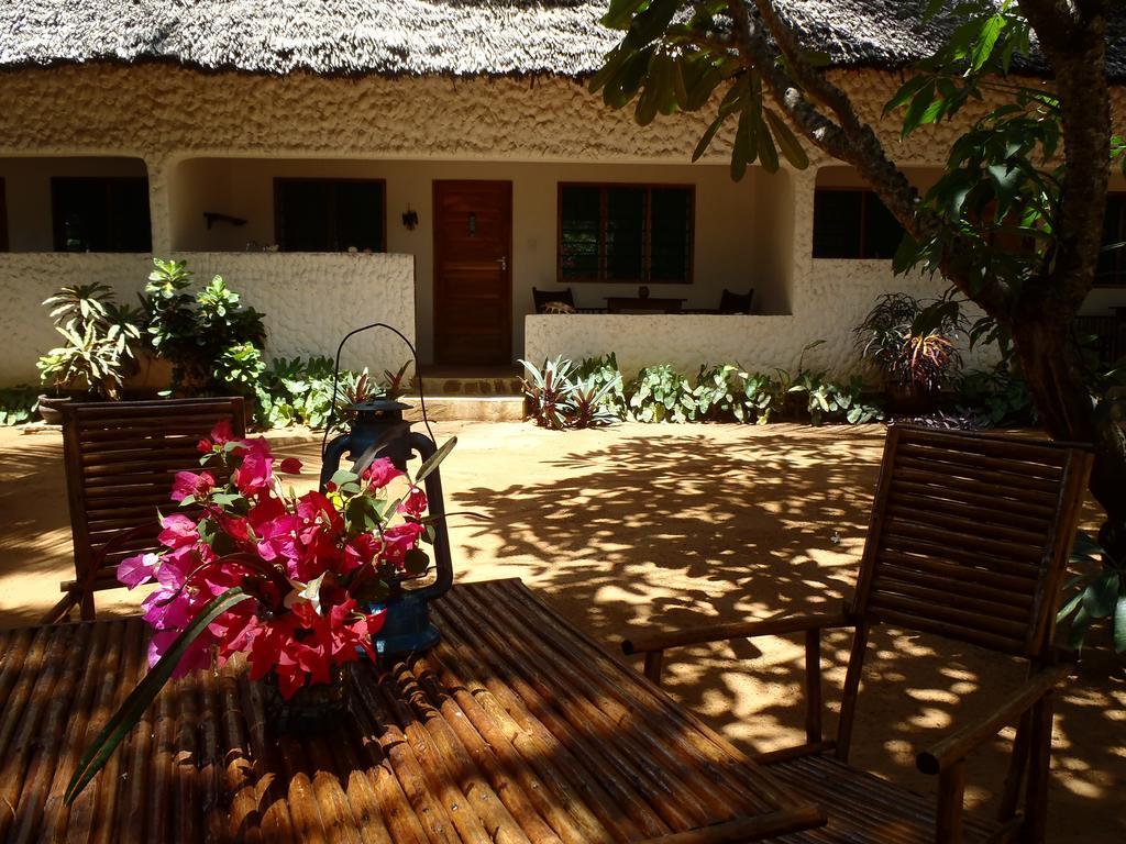 Mimi Na Wewe...In Africa Hotel Watamu Kültér fotó