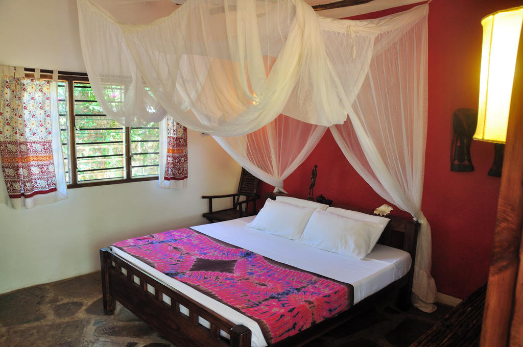 Mimi Na Wewe...In Africa Hotel Watamu Szoba fotó