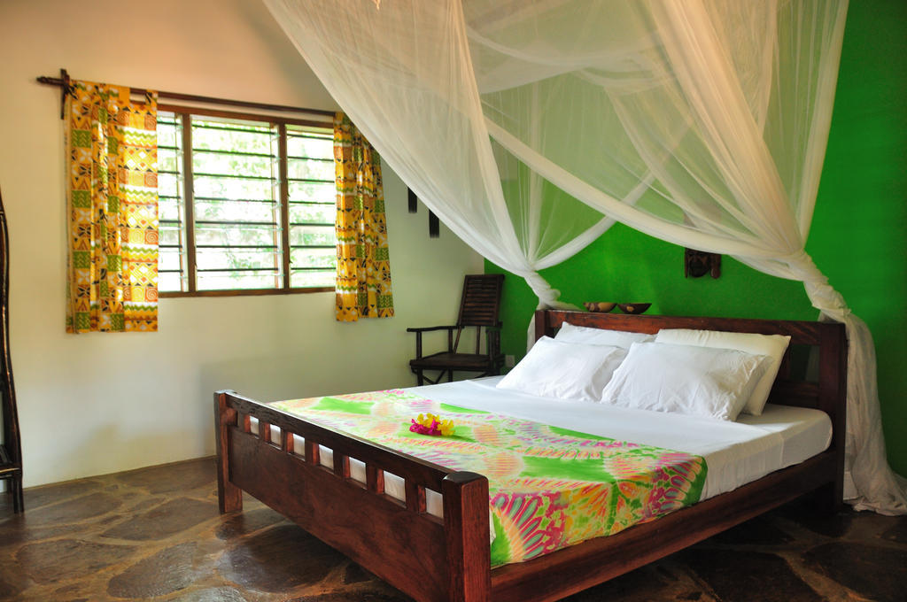 Mimi Na Wewe...In Africa Hotel Watamu Szoba fotó